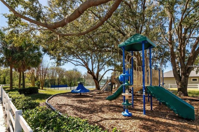 626 ENGLISH LAKE DRIVE, Winter Garden, FL 34787