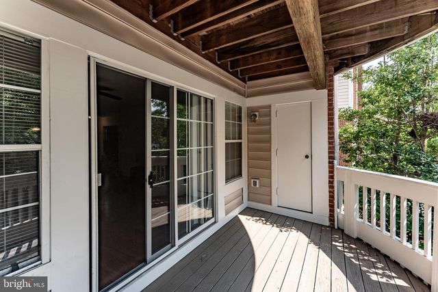4225 MOZART BRIGADE LN #84, Fairfax, VA 22033