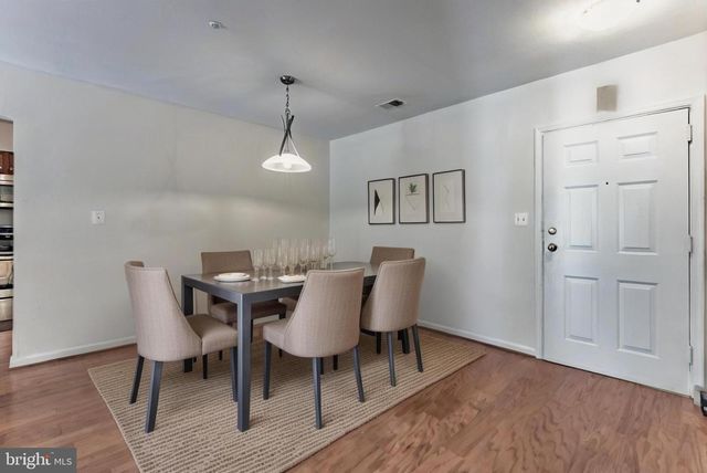 4225 MOZART BRIGADE LN #84, Fairfax, VA 22033