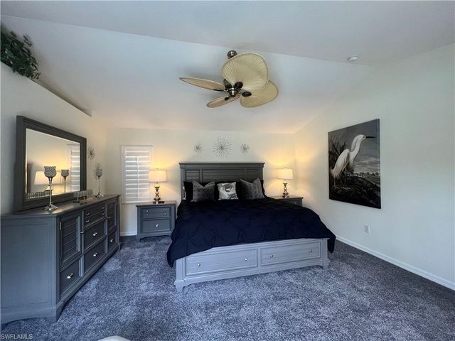 1031 Tivoli LN, Naples, FL 34104