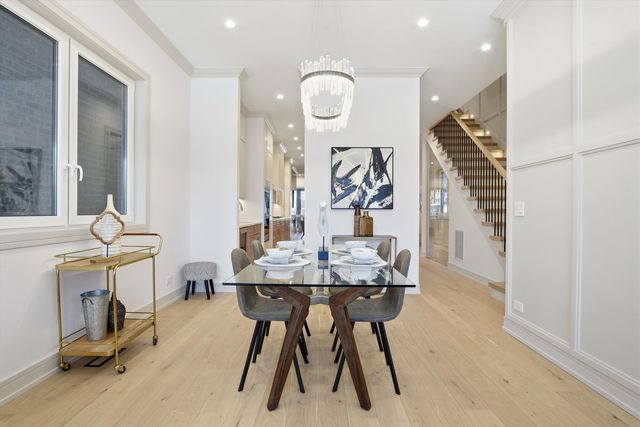 4846 N Hermitage Avenue, Chicago, IL 60640