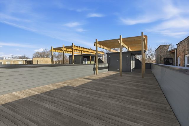 4846 N Hermitage Avenue, Chicago, IL 60640