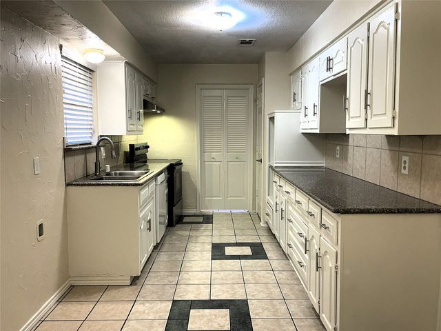 804 Lake Highlands Drive, Allen, TX 75002