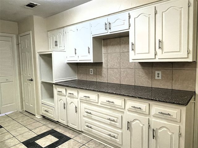 804 Lake Highlands Drive, Allen, TX 75002