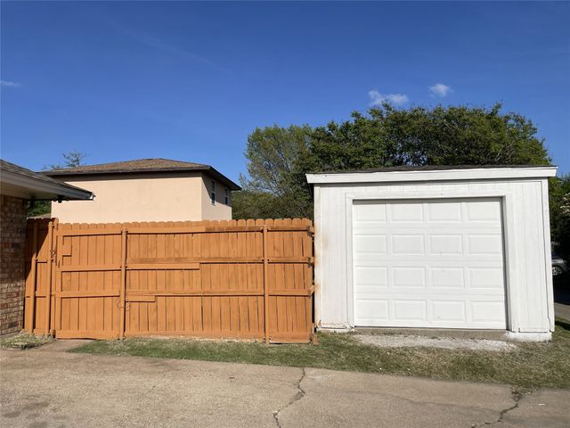 804 Lake Highlands Drive, Allen, TX 75002