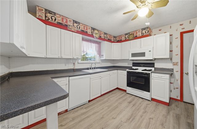 1819 Stonehenge Avenue NW, Massillon, OH 44646