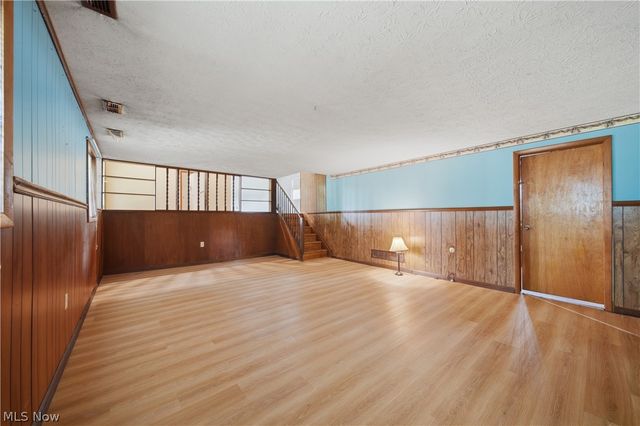 1819 Stonehenge Avenue NW, Massillon, OH 44646