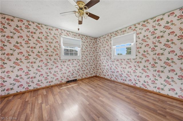 1819 Stonehenge Avenue NW, Massillon, OH 44646