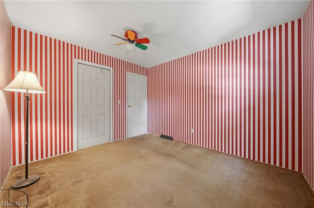 1819 Stonehenge Avenue NW, Massillon, OH 44646