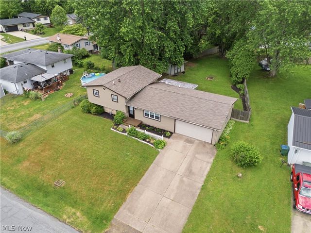 1819 Stonehenge Avenue NW, Massillon, OH 44646