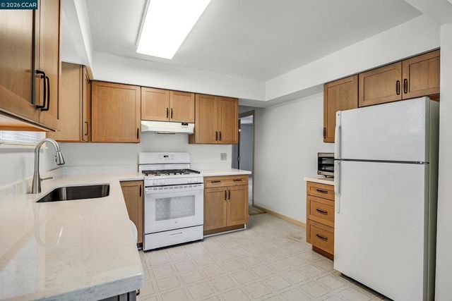 940 East St, Lafayette, CA 94549