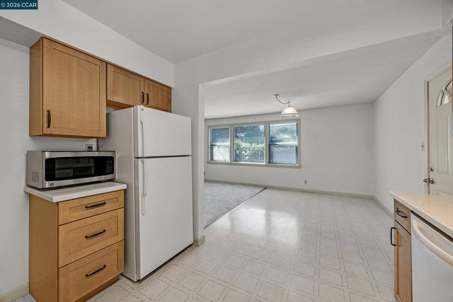 940 East St, Lafayette, CA 94549