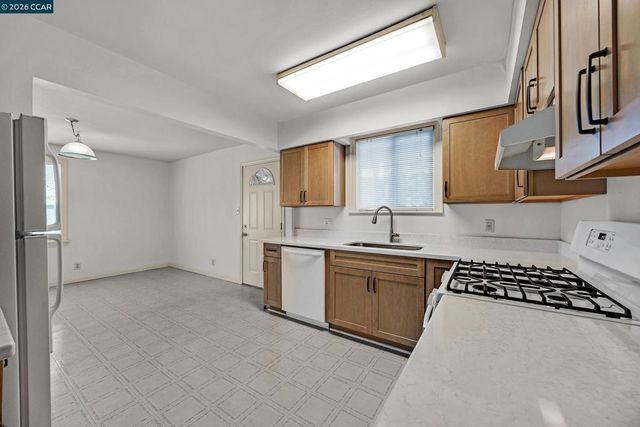 940 East St, Lafayette, CA 94549