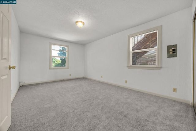 940 East St, Lafayette, CA 94549