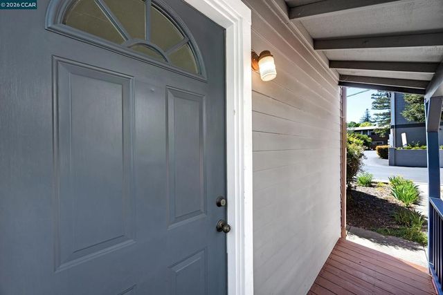 940 East St, Lafayette, CA 94549