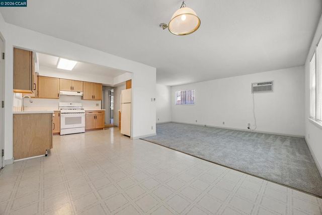 940 East St, Lafayette, CA 94549