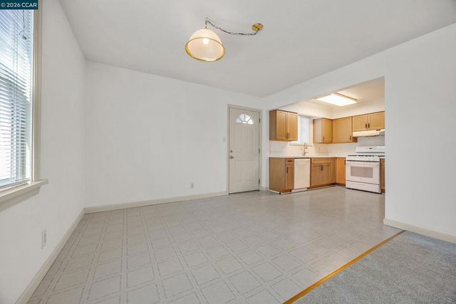 940 East St, Lafayette, CA 94549