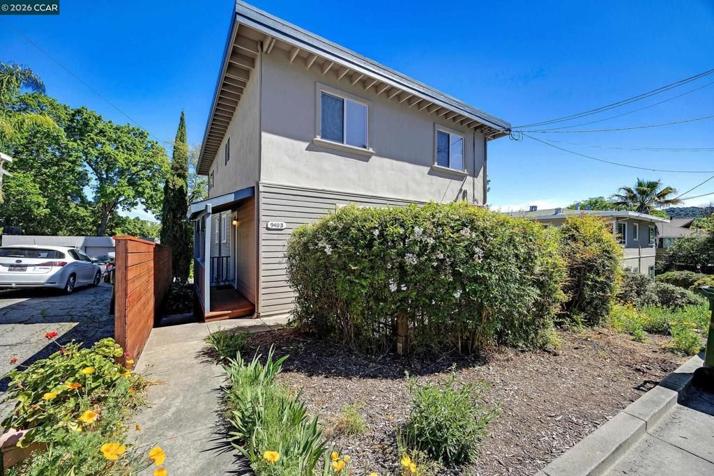 940 East St, Lafayette, CA 94549