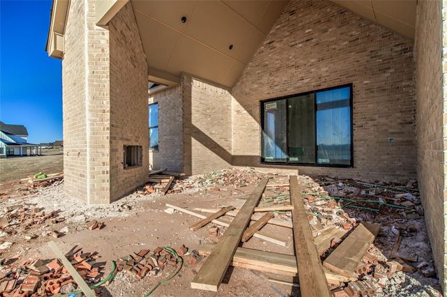 2190 Hux Drive, Blanchard, OK 73010