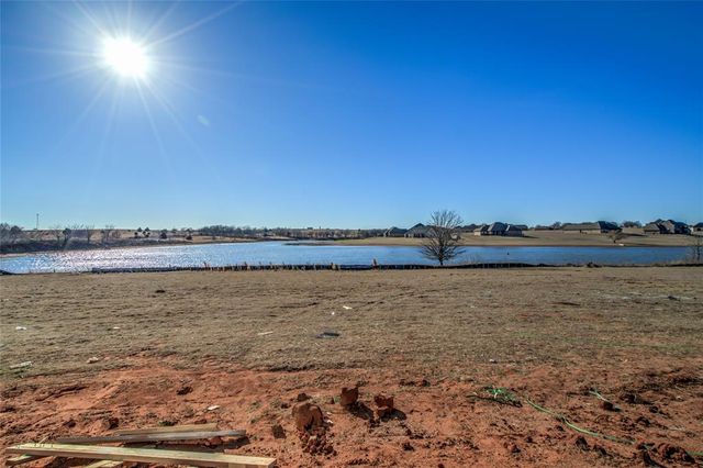 2190 Hux Drive, Blanchard, OK 73010