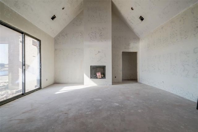 2190 Hux Drive, Blanchard, OK 73010