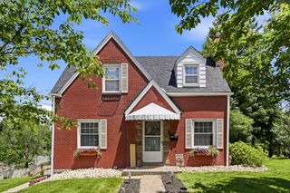 2033 Circle DRIVE, Beaver, PA 15001