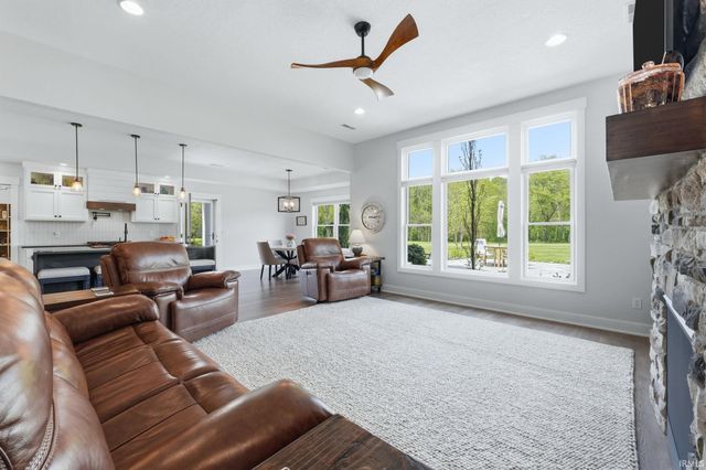 1816 Golfview Drive, Auburn, IN 46706