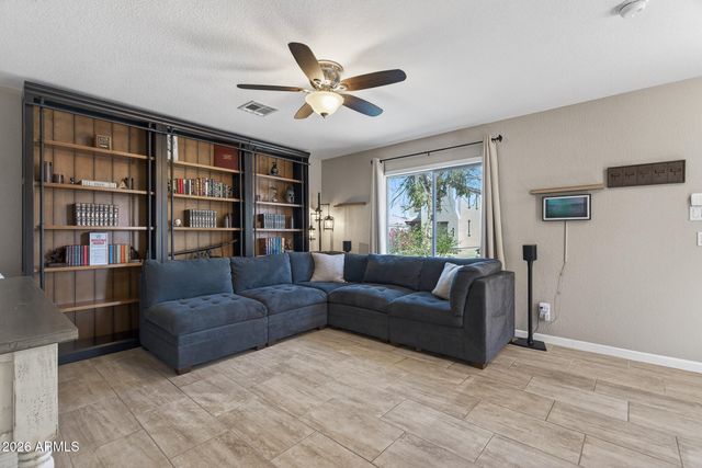 8333 W HUGHES Drive, Tolleson, AZ 85353