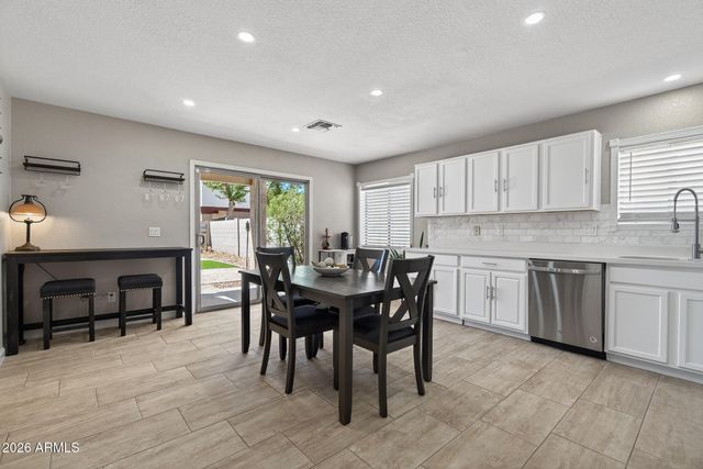 8333 W HUGHES Drive, Tolleson, AZ 85353