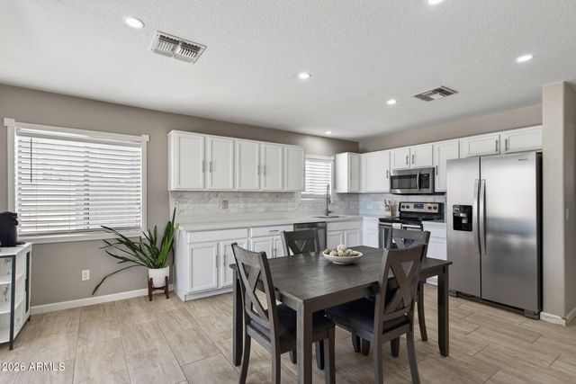 8333 W HUGHES Drive, Tolleson, AZ 85353