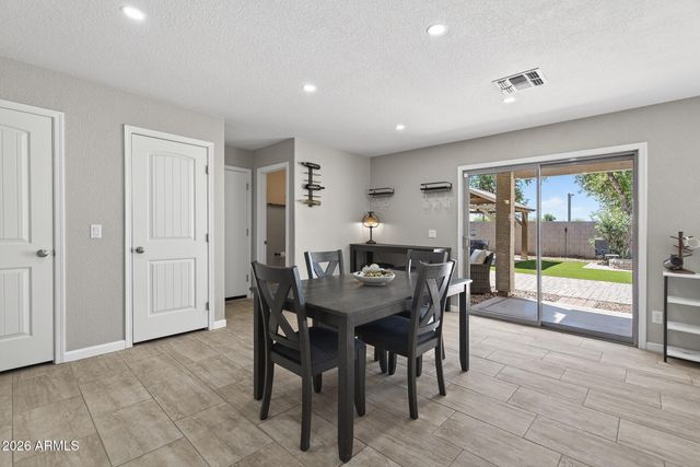 8333 W HUGHES Drive, Tolleson, AZ 85353