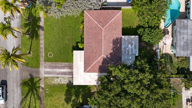 2020 NE 52ND Court, Fort Lauderdale, FL 33308