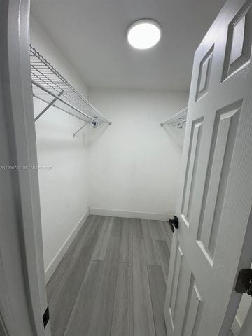 5995 NW 24th Ave, Miami, FL 33142