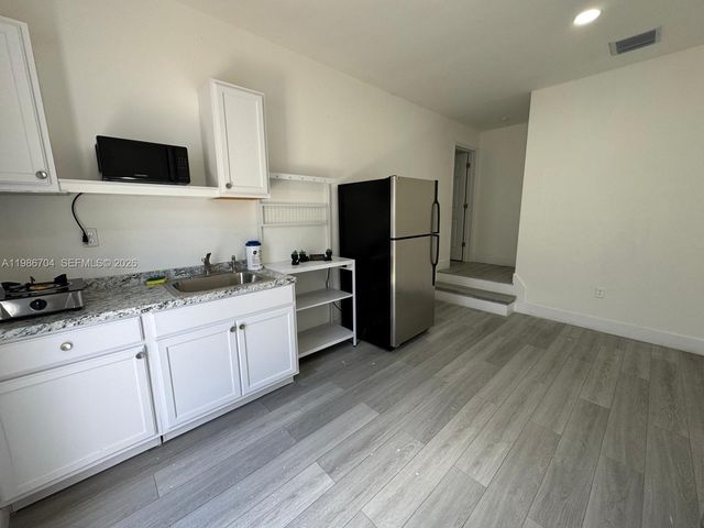 5995 NW 24th Ave, Miami, FL 33142