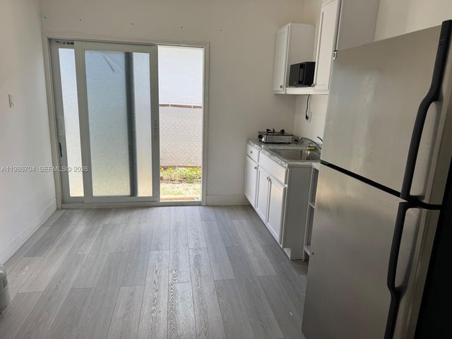 5995 NW 24th Ave, Miami, FL 33142