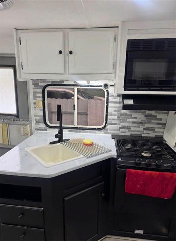 5995 NW 24th Ave, Miami, FL 33142