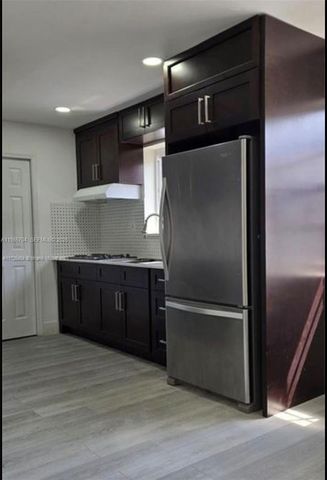 5995 NW 24th Ave, Miami, FL 33142