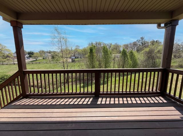 210 Hickory Pointe Dr, Lebanon, TN 37087