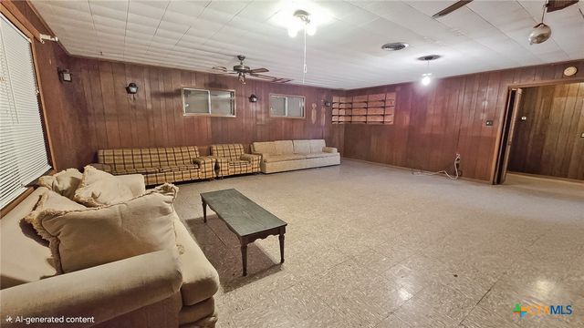 3945 FM 2143, Port Lavaca, TX 77979
