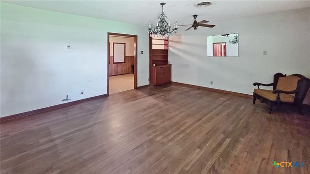 3945 FM 2143, Port Lavaca, TX 77979