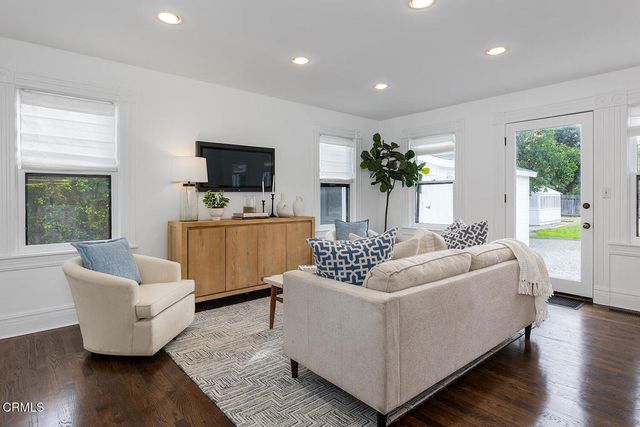 261 S Allen Avenue, Pasadena, CA 91106