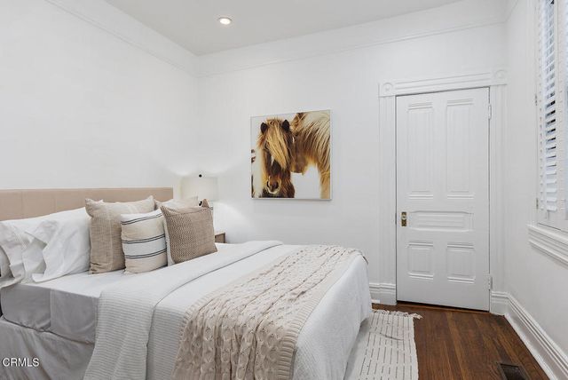 261 S Allen Avenue, Pasadena, CA 91106