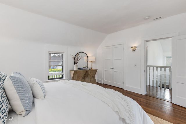 261 S Allen Avenue, Pasadena, CA 91106