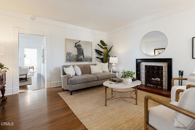 261 S Allen Avenue, Pasadena, CA 91106