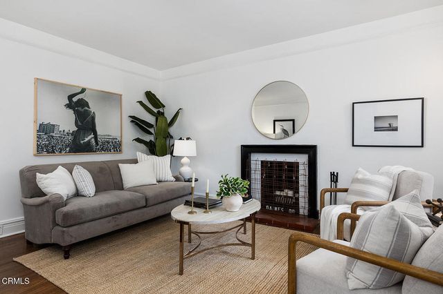 261 S Allen Avenue, Pasadena, CA 91106