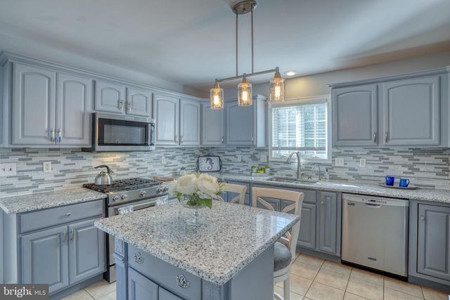 38 HUDSON AVE, Ocean View, DE 19970