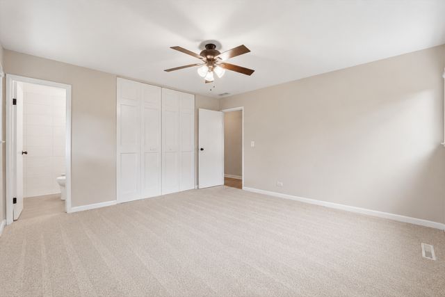 6320 Clark Drive, Woodridge, IL 60517