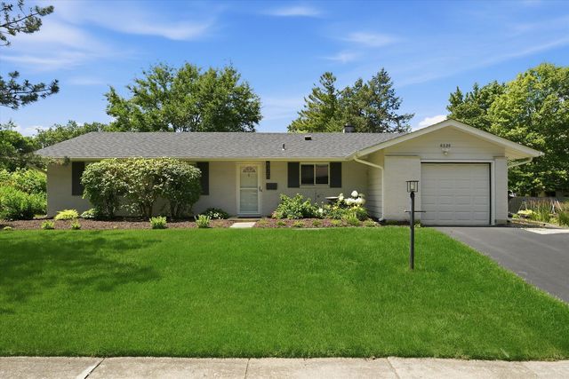 6320 Clark Drive, Woodridge, IL 60517