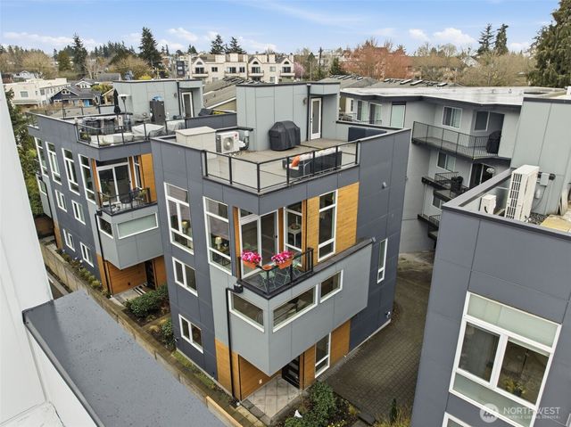 1926 Ferry Avenue SW, Seattle, WA 98116