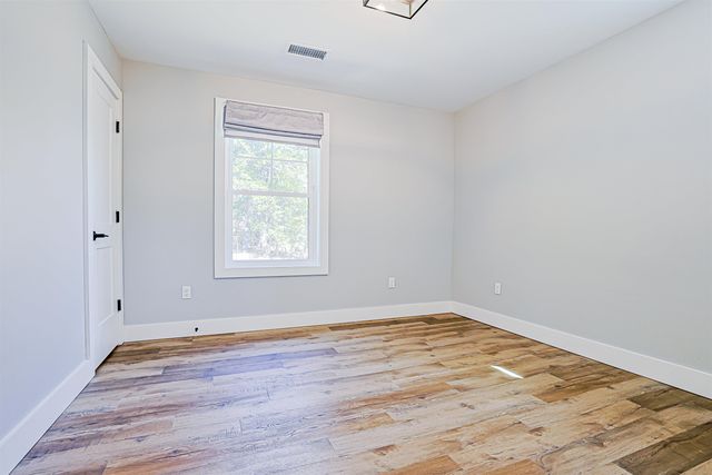 1239 Center Street, Wolfeboro, NH 03894